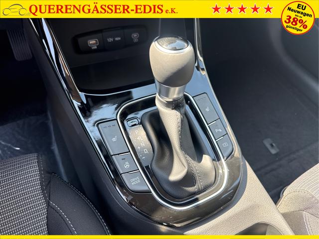 Hyundai / i30 / Grau / / / 