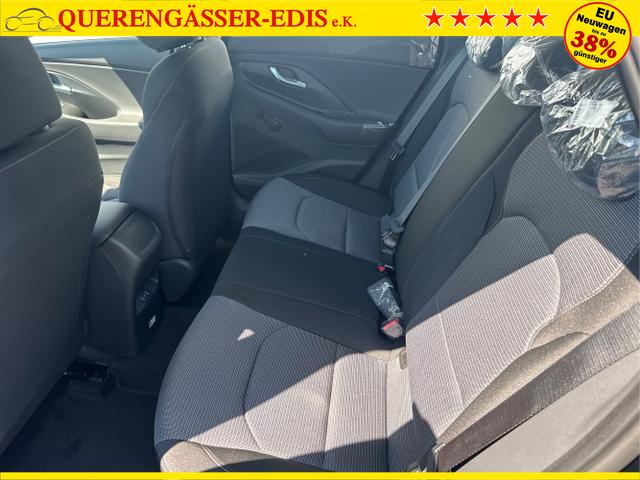 Hyundai / i30 / Grau / / / 
