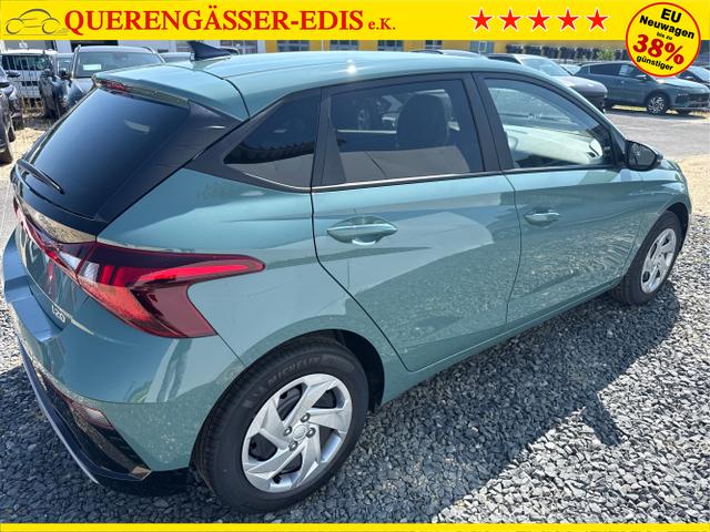 Hyundai / i20 / Grau / / / 