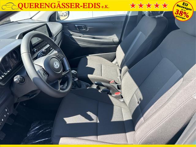Hyundai / i20 / Grau / / / 