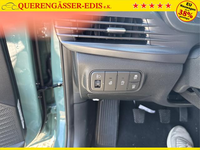 Hyundai / i20 / Grau / / / 
