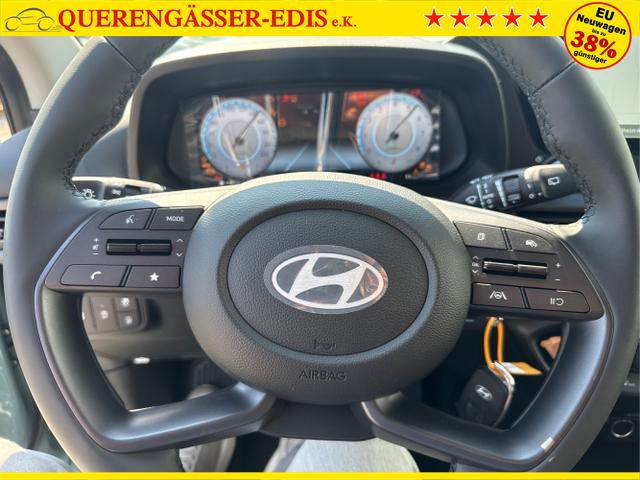 Hyundai / i20 / Grau / / / 