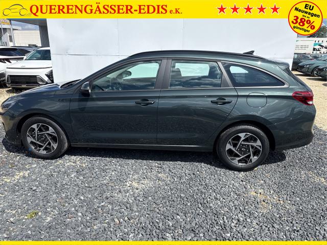 Hyundai / i30 / Grau / / / 