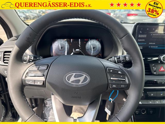 Hyundai / i30 / Grau / / / 
