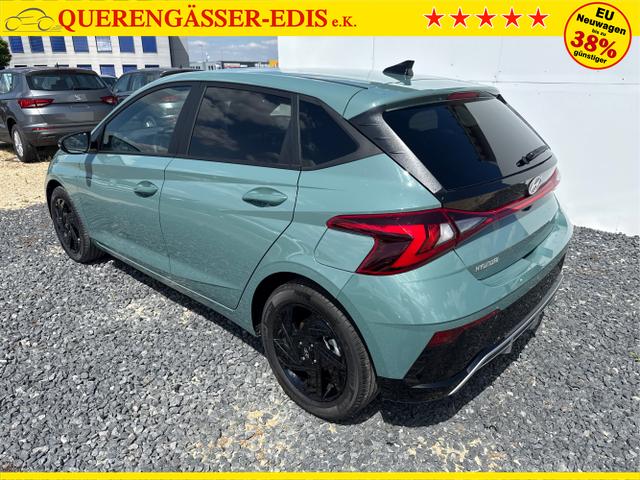 Hyundai / i20 / Grau / / / 