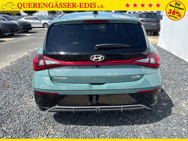 Hyundai / i20 / Grau / / / 