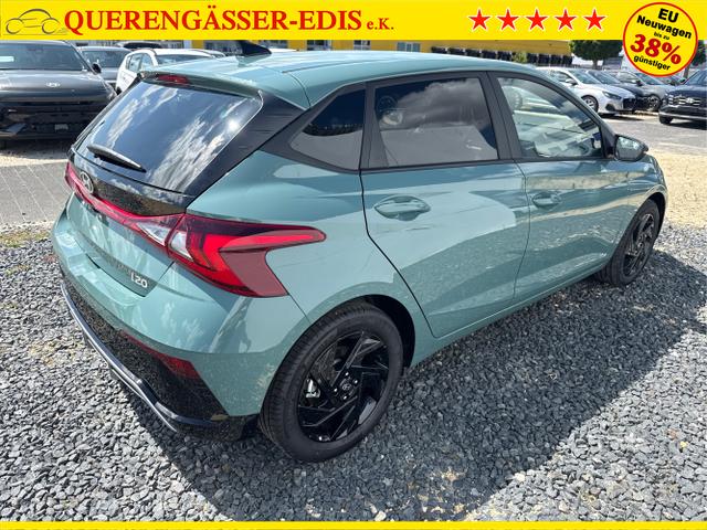 Hyundai / i20 / Grau / / / 