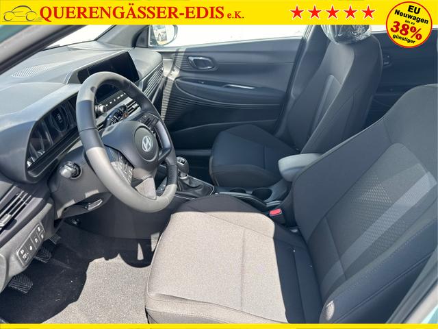Hyundai / i20 / Grau / / / 