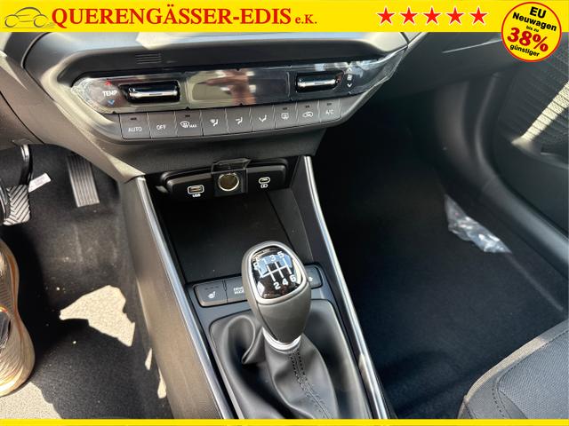 Hyundai / i20 / Grau / / / 