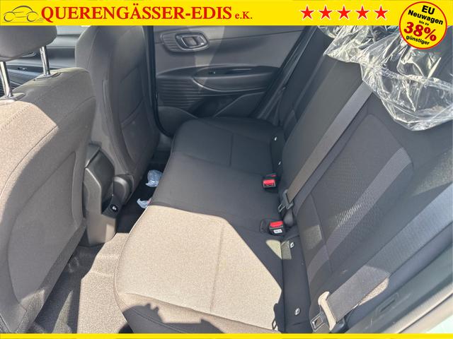 Hyundai / i20 / Grau / / / 