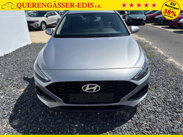 Hyundai / i30 / Grau / / / 