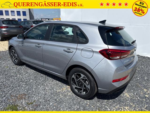 Hyundai / i30 / Grau / / / 