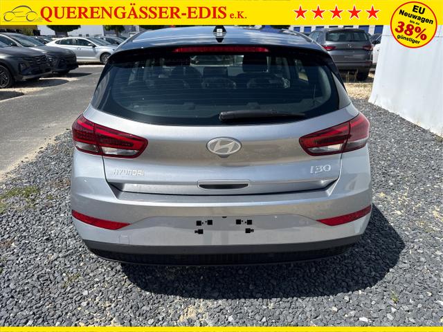 Hyundai / i30 / Grau / / / 