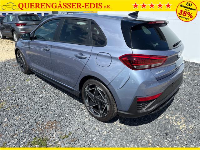 Hyundai / i30 / Grau / / / 