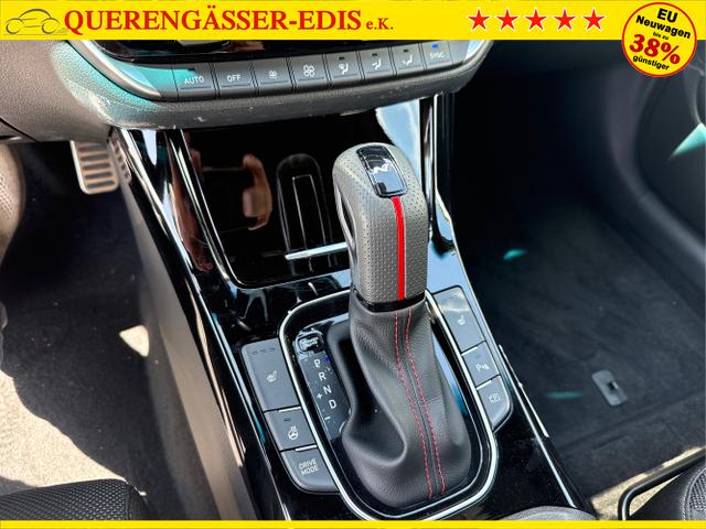 Hyundai / i30 / Grau / / / 