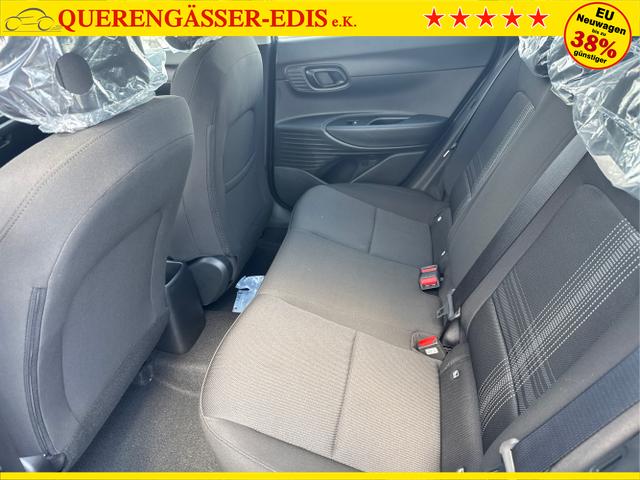 Hyundai / BAYON / Grau / / / 