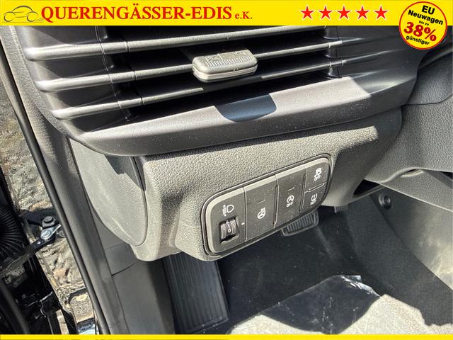 Hyundai / i20 / Grau / / / 