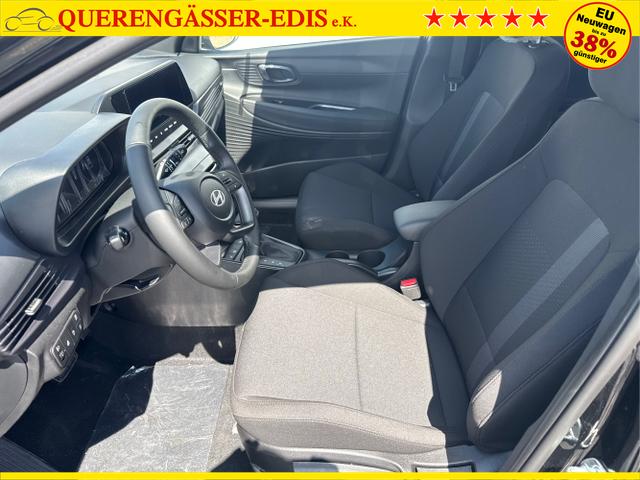 Hyundai / i20 / Grau / / / 