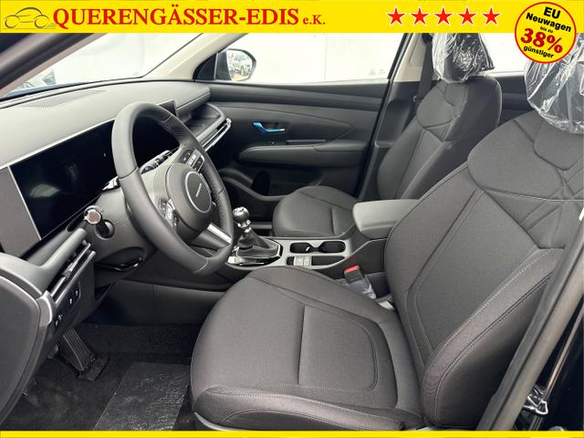 Hyundai / TUCSON / Grau / / / 