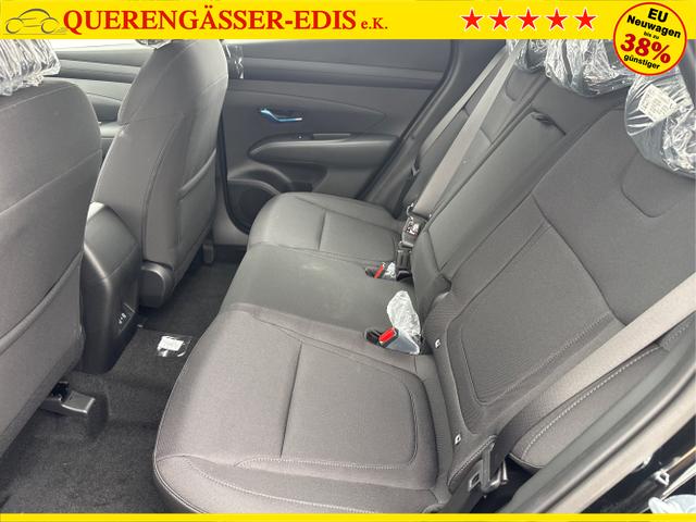 Hyundai / TUCSON / Grau / / / 