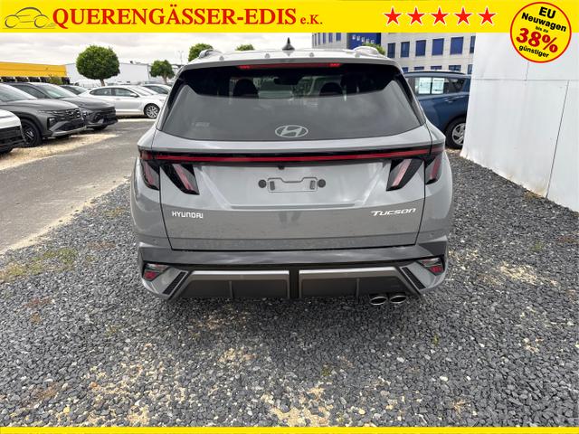 Hyundai / TUCSON / Grau / / / 