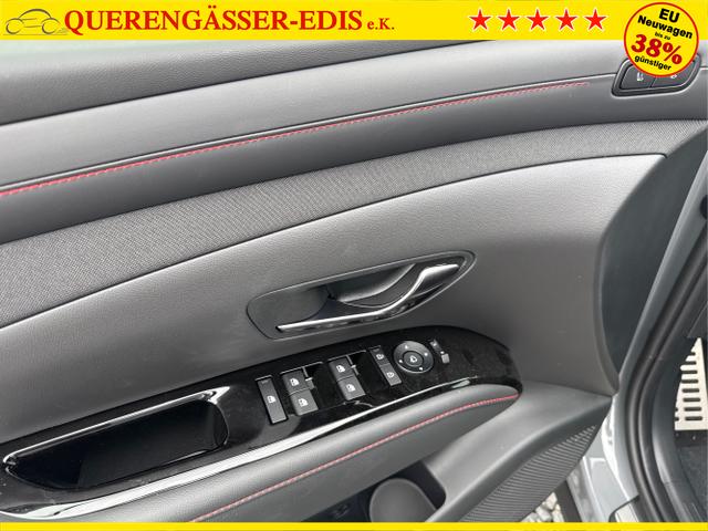 Hyundai / TUCSON / Grau / / / 