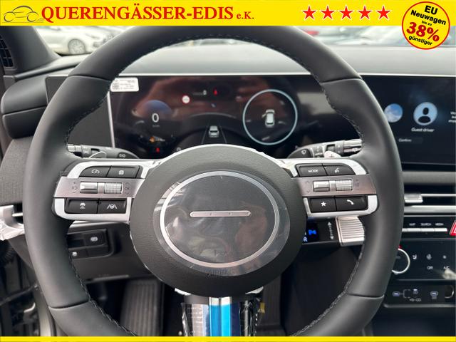 Hyundai / TUCSON / Grau / / / 
