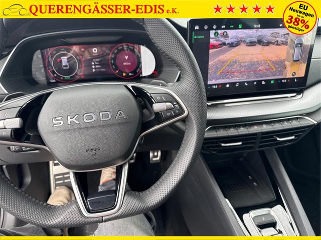 Skoda / Octavia / Grau / / / 