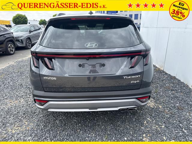 Hyundai / TUCSON / Grau / / / 