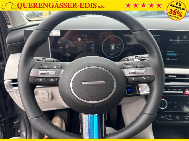Hyundai / TUCSON / Grau / / / 