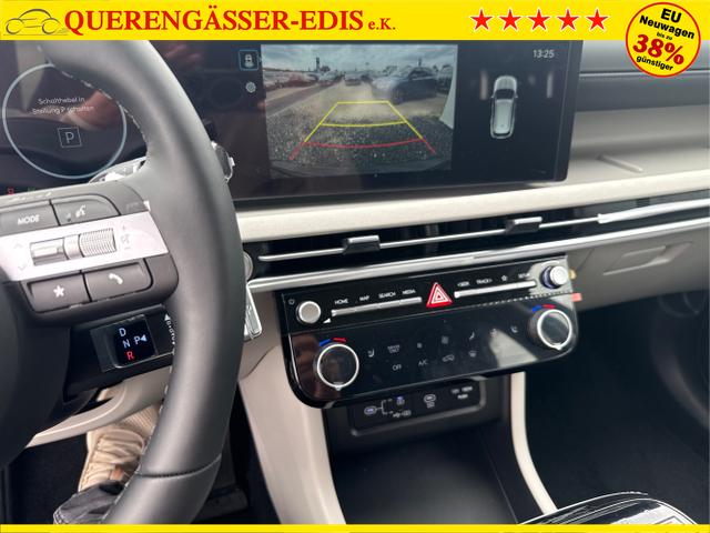 Hyundai / TUCSON / Grau / / / 