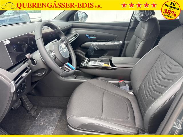 Hyundai / TUCSON / Grau / / / 