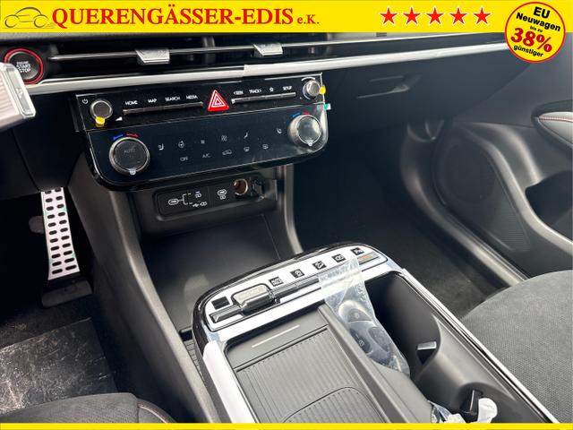 Hyundai / TUCSON / Grau / / / 