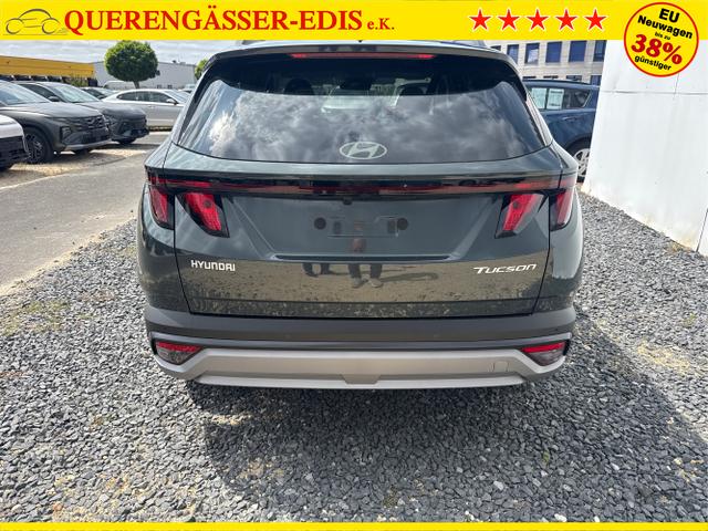 Hyundai / TUCSON / Grau / / / 