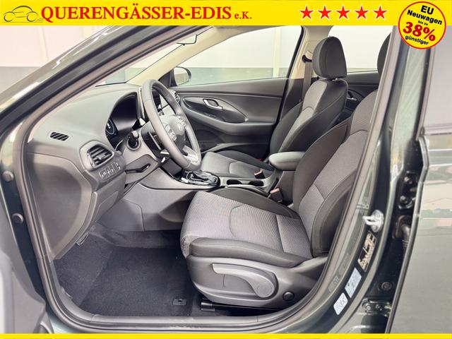 Hyundai i30 STYLE DCT ALU SHZ NAVI RFK PDC 