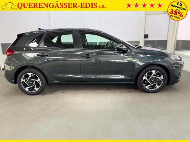 Hyundai i30 STYLE DCT ALU SHZ NAVI RFK PDC 