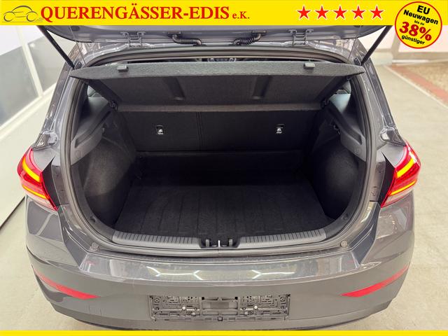 Hyundai i30 STYLE DCT ALU SHZ NAVI RFK PDC 