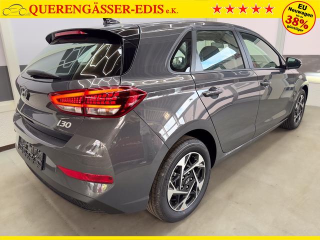 Hyundai i30 STYLE DCT ALU SHZ NAVI RFK PDC 