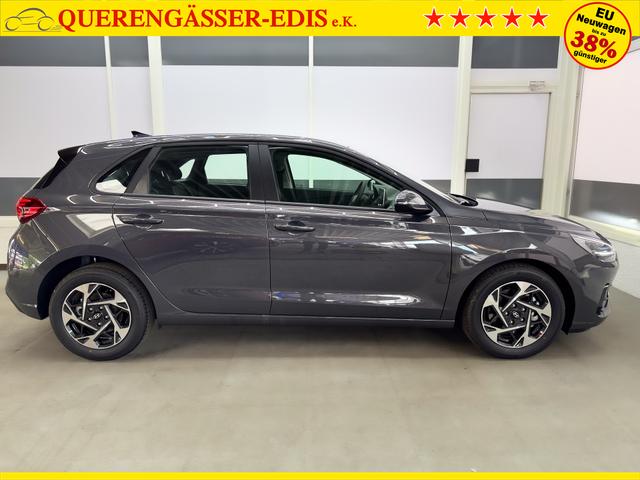 Hyundai i30 STYLE DCT ALU SHZ NAVI RFK PDC 