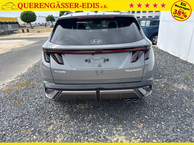 Hyundai / TUCSON / Grau / / / 