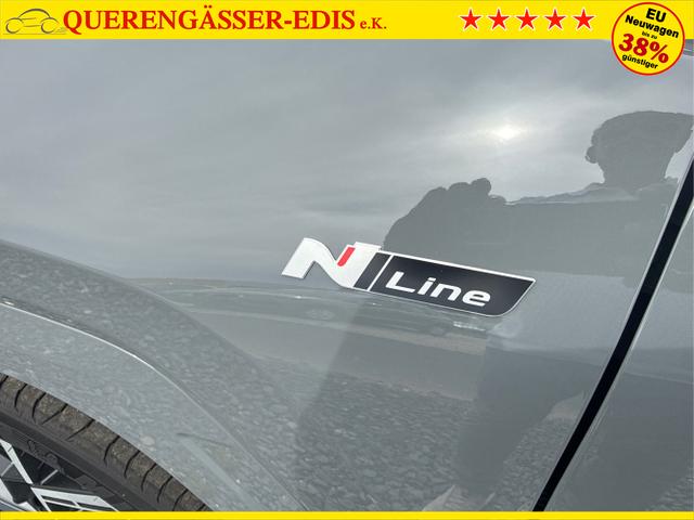 Hyundai / TUCSON / Grau / / / 