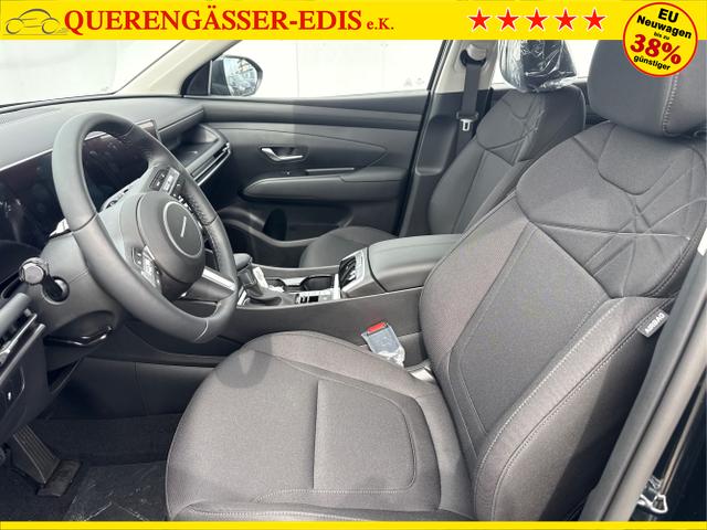 Hyundai / TUCSON / Grau / / / 
