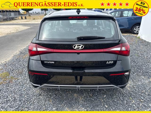 Hyundai / i20 / Grau / / / 
