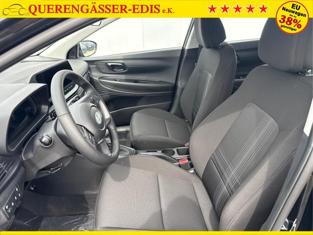 Hyundai / i20 / Grau / / / 