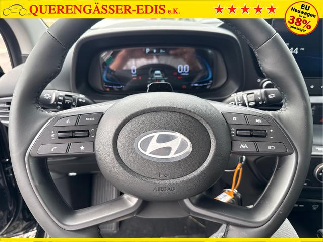 Hyundai / i20 / Grau / / / 