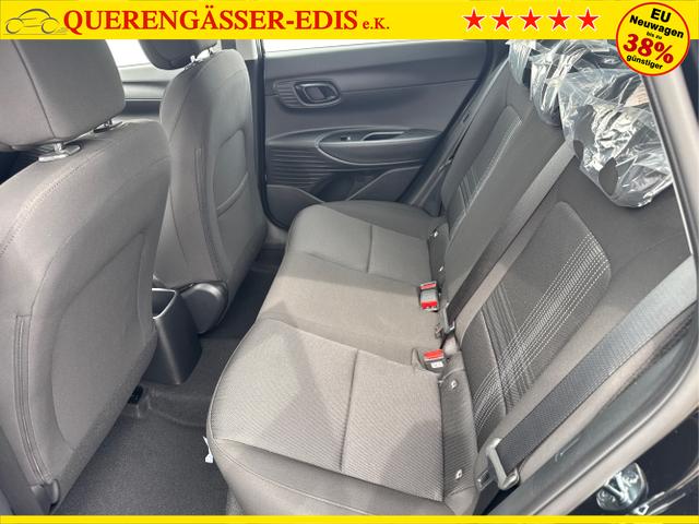 Hyundai / i20 / Grau / / / 