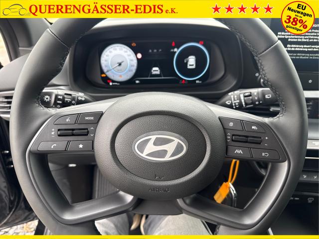 Hyundai / i20 / Grau / / / 