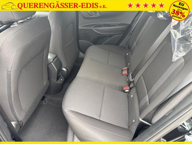 Hyundai / i20 / Grau / / / 