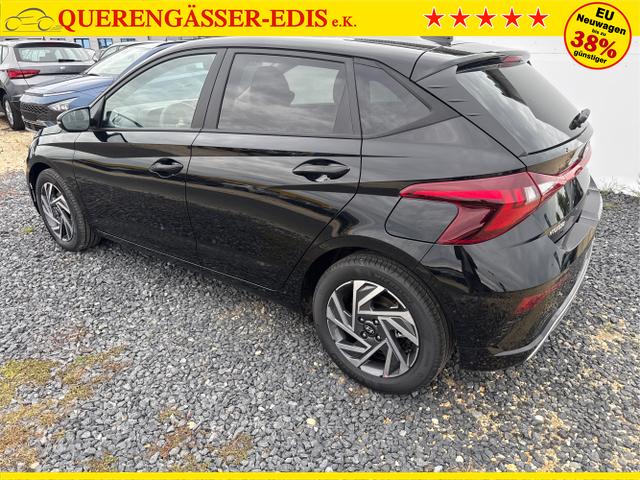 Hyundai / i20 / Grau / / / 