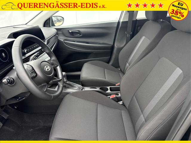 Hyundai / i20 / Grau / / / 